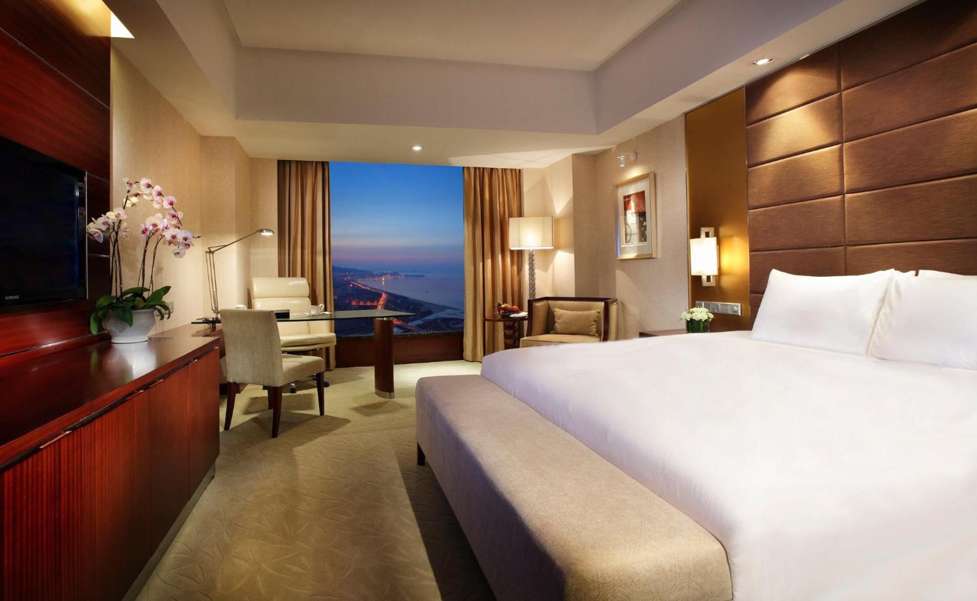 Hotel Crowne Plaza Yantai Sea View By Ihg Exterior foto